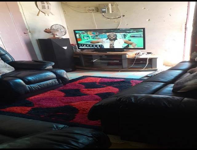 1 BEDROOM HOUSE FOR SALE IN BEVERLY HILLS